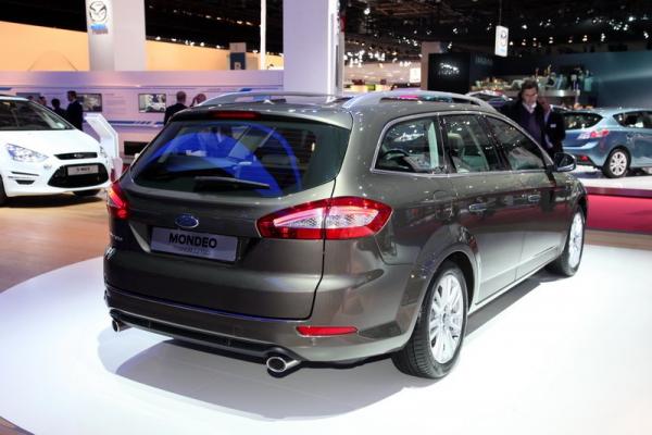2010 Paris Mondial de l’ Automobile: Ford Mondeo station wagon