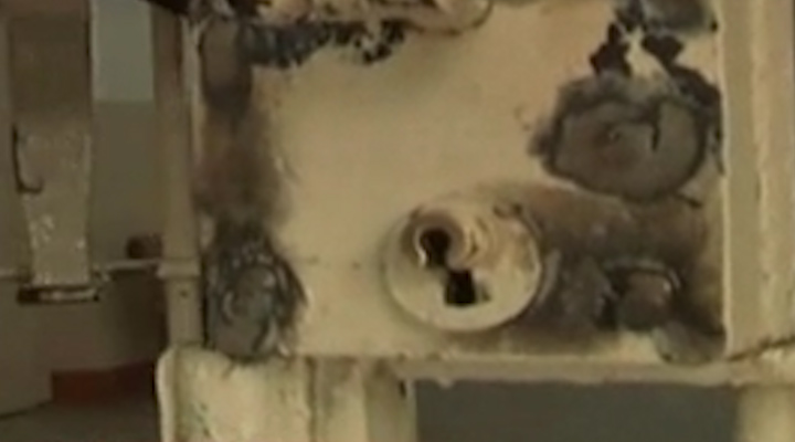 Χειροβομβίδες και πιστόλι βρέθηκαν σε κελί των φυλακών Κορυδαλλού