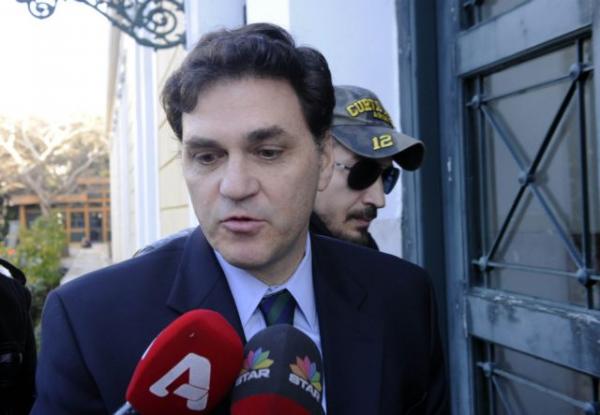 Φιλιππίδης: «Αν χάσω οι εισαγγελείς θα δίνουν τα δάνεια»