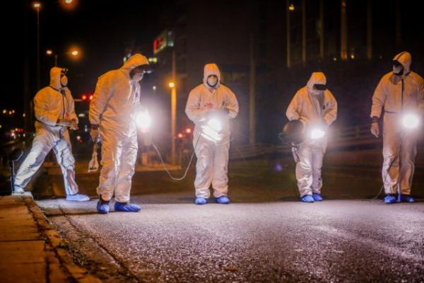 Editorial Ta Nea: Open Wound