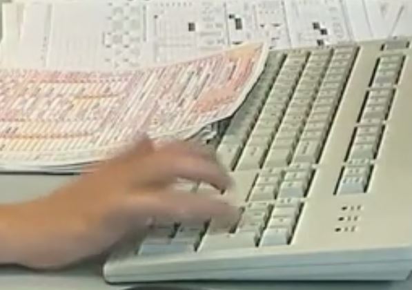 ΟΟΣΑ: Η Ελλάδα πρώτη σε φόρους και εισφορές