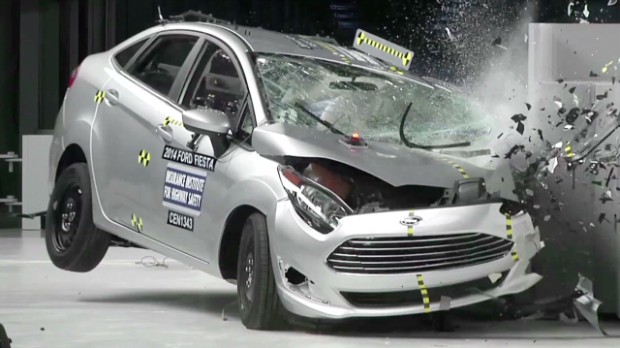 Ford Fiesta – IIHS Crash Test