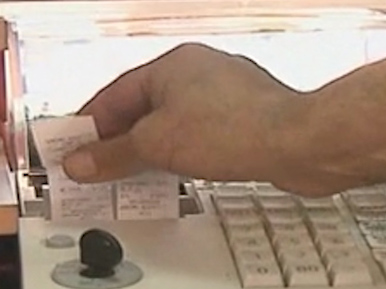 Το κλίμα αβεβαιότητας «φουντώνει» τις φορολογικές παραβάσεις