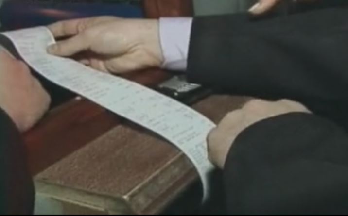 Εφοδοι και στα σπίτια, χωρίς εισαγγελική εντολή, από ελεγκτές της εφορίας