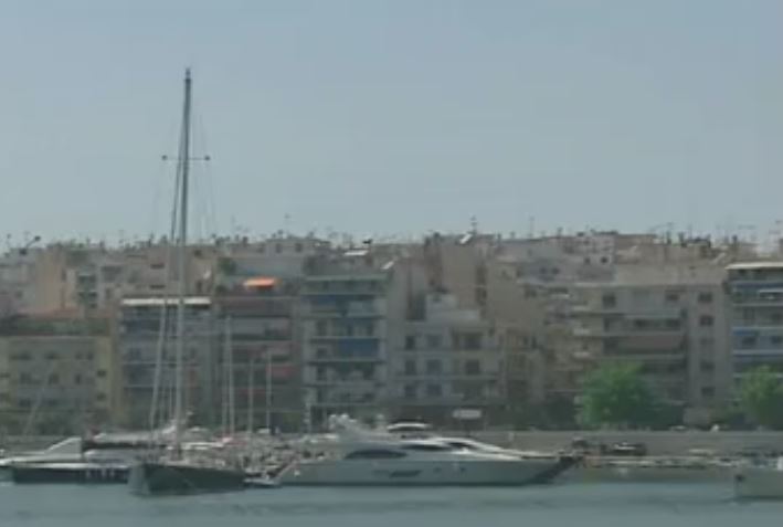 Φόρος πολυτελείας για μεγάλα ΙΧ, πισίνες και σκάφη αναψυχής