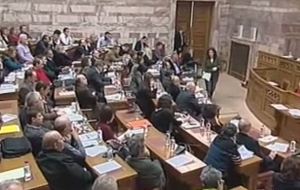 Αποσύρεται η διάταξη που εξαιρούσε τους ελεύθερους επαγγελματίες