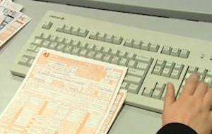 Απέρριψε ο Στουρνάρας όλες τις προτάσεις ΠΑΣΟΚ-ΔΗΜΑΡ για το φορολογικό