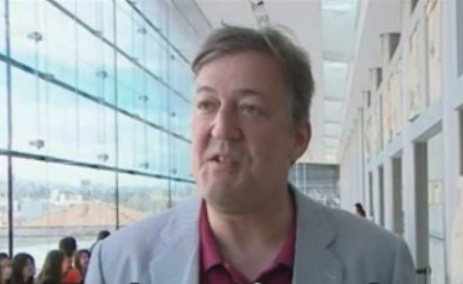 «Πρεσβευτής» της Ελλάδας ο Στίβεν Φράι