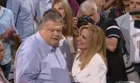 Γεννηματά: Επιχειρούν να στήσουν καρικατούρα δικομματισμού