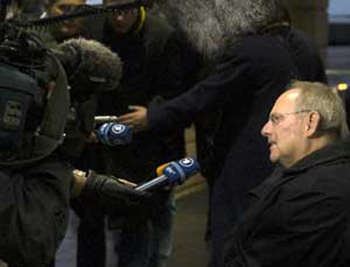 «Να λύσει μόνη της το πρόβλημα»