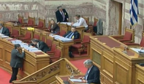 Στην αντεπίθεση ο Τάσος Γιαννίτσης για τη χρηματοδότηση των κομμάτων