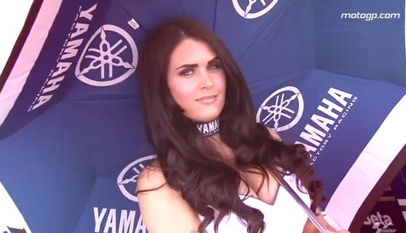 MotoGP Μ. Βρετανίας 2013: Τα paddock girls σε δράση