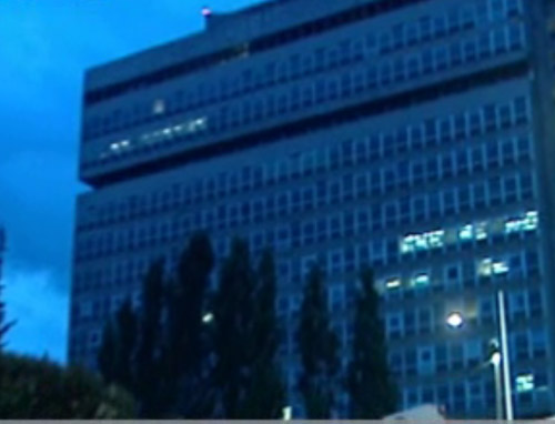 Βομβιστική επίθεση με ένα νεκρό στο γραφείο του Μιχάλη Χρυσοχοΐδη