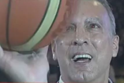 Η αγάπη του κόσμου «λύγισε» τον Νίκο Γκάλη