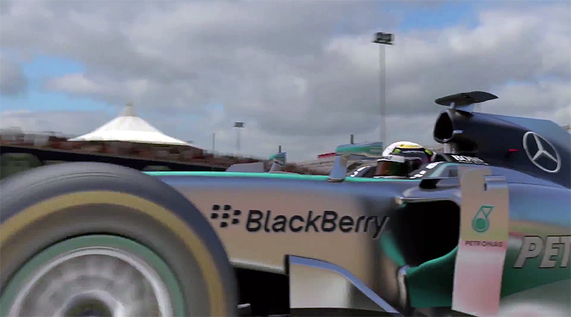 Ο Lewis Hamilton μάς ξεναγεί στο circuit της Βαρκελώνης