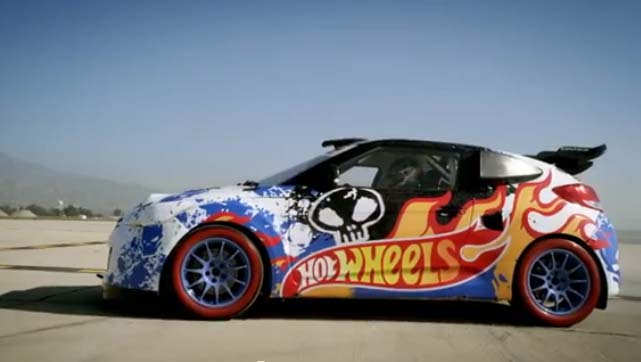To Hyundai Veloster ως Hot Wheels car