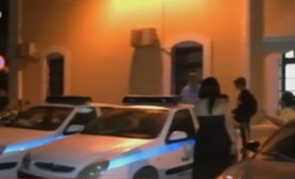 Νεαρός σε κατάσταση αμόκ σκότωσε με μπαλτά 54χρονο και τραυμάτισε 50χρονο