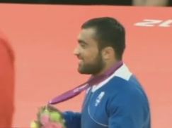 Το χρυσό μετάλλιο της Παναγίας Σουμελά απονεμήθηκε στον Ηλ.Ηλιάδη