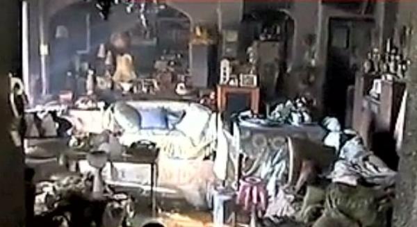 Σπίτι κάηκε στην Ηλιούπολη