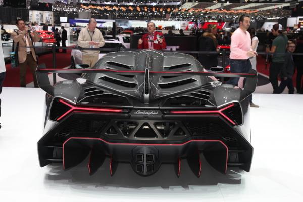 Έκθεση Γενεύης 2013: Lamborghini Veneno