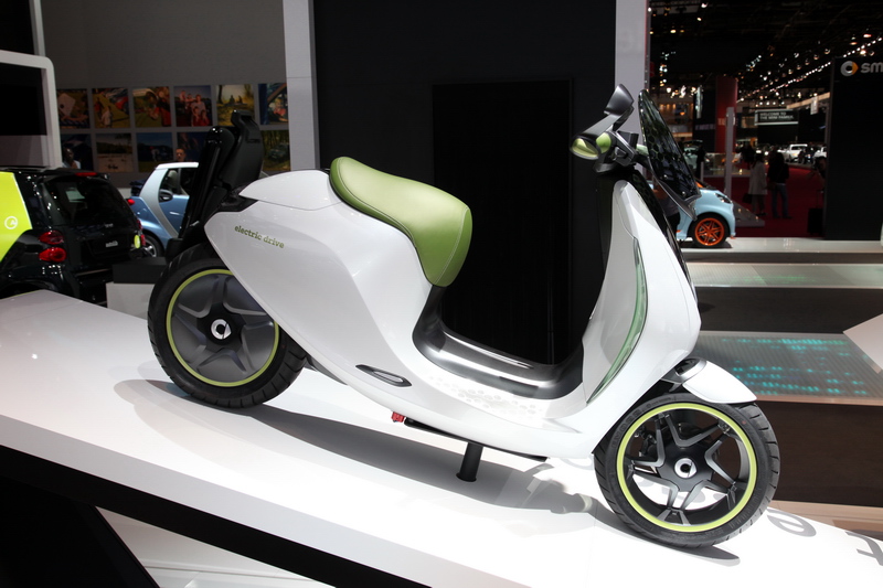 2010 Paris Mondial de l’ Automobile: smart escooter