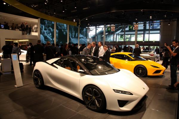 2010 Paris Mondial de l’ Automobile: Lotus