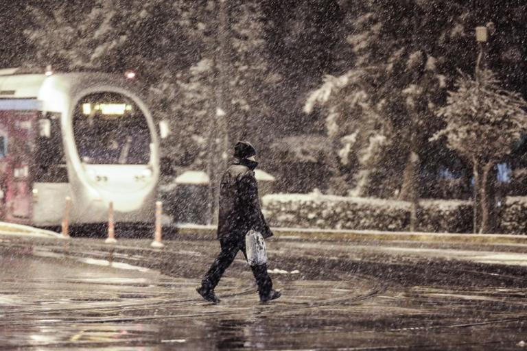 Άστατος ο καιρός τα Χριστούγεννα –  Χιόνια και στην Αττική