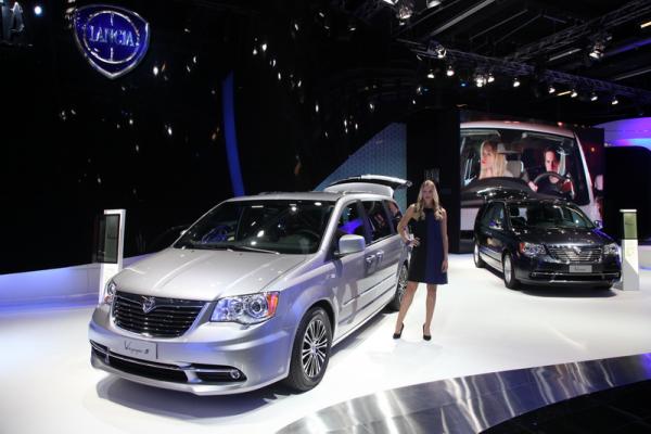 65η Έκθεση Αυτοκινήτου Φρανκφούρτης: Lancia Voyager S