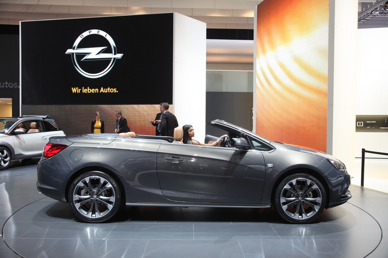 Έκθεση Γενεύης 2013: Opel Cascada