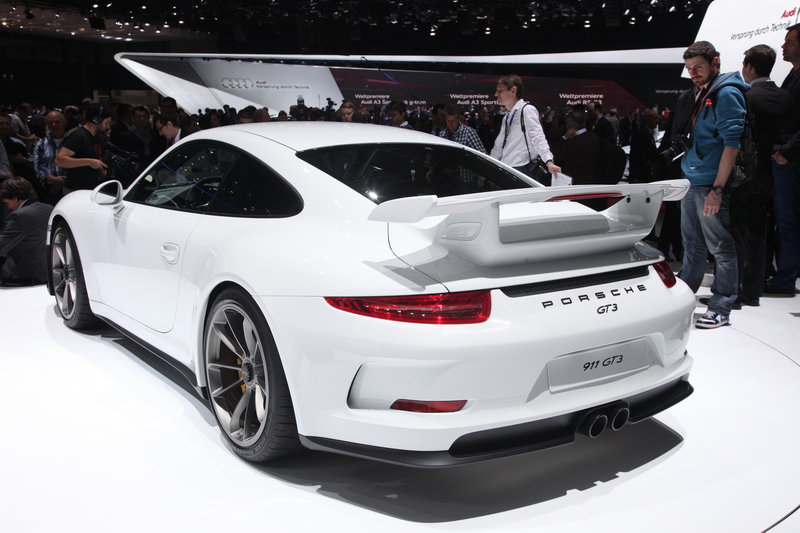 Έκθεση Γενεύης 2013: Porsche 911 GT3