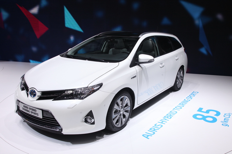 Έκθεση Γενεύης 2013: Toyota Auris Hybrid Touring Sports