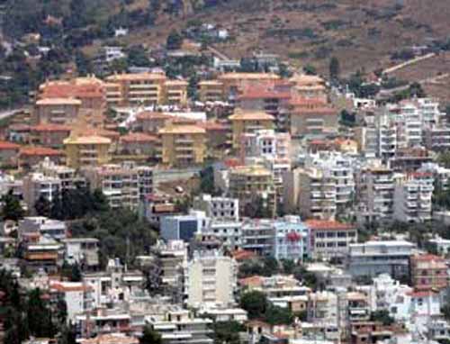 Ηπιότερα τεκμήρια για τα ακίνητα έως 80 τμ, αποσύρεται η παρακράτηση φόρου 8%