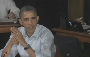 Η ευρωπαϊκή κρίση ρίχνει τη σκιά της στον προεκλογικό αγώνα στις ΗΠΑ