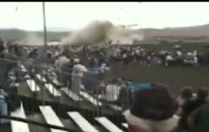 Τρεις νεκροί από συντριβή αεροσκάφους σε αεροπορική επίδειξη στις ΗΠΑ