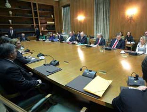 Υπό δυσμενές κλίμα