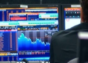 Κόντρα ευρωζώνης με του οίκους αξιολόγησης