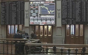 Η κυβέρνηση Ραχόϊ αποφάσησε να αλλάξει πορεία