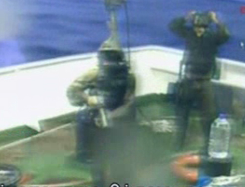 Αιματηρή επίθεση του Ισραήλ στα πλοία που μετέφεραν εφόδια στη Γάζα