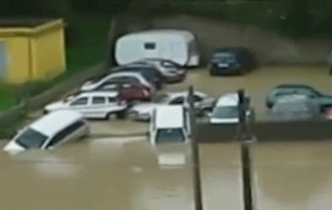 Φονικές πλημμύρες στη Σικελία