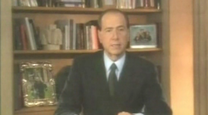 Η αναγγελία της καθόδου του Μπερλουσκόνι στην πολιτική το 1994