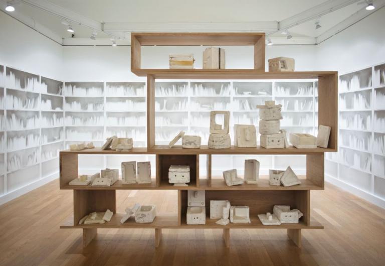 «Μετά τη Βαβέλ»: έκθεση σύγχρονης τέχνης σε επιμέλεια Καφέτση στο Μέγαρο Μουσικής