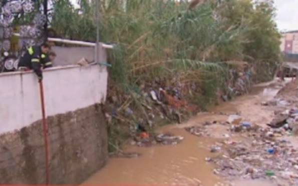 Εικόνες καταστροφής από τη νεροποντή της Δευτέρας