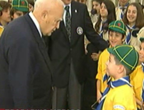 Μήνυμα ελπίδας σε όσους περνάνε δύσκολα φέτος τα Χριστούγεννα από τον Κ.Παπούλια