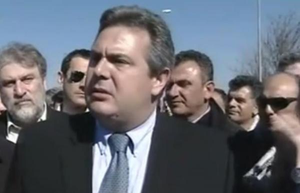 Στο μπλόκο των αγροτών στην Κουλούρα ο Καμμένος