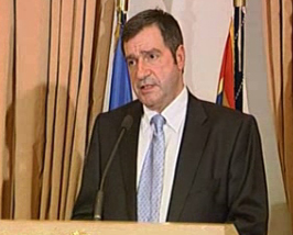 Κινητοποίηση όλων για τη λύση των προβλημάτων της Αθήνας ζήτησε ο Γ.Καμίνης