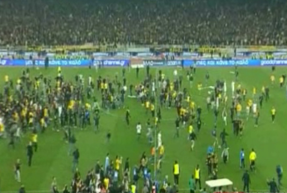 «Καμπάνες» σε ΑΕΚ και Ατρόμητο για τα επεισόδια στον τελικό κυπέλλου