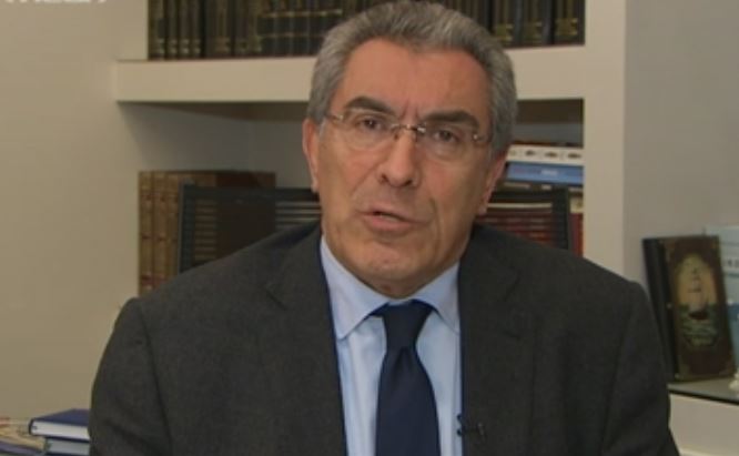 Ανεξαρτητοποιείται από τους ΑΝΕΛ ο Β.Καπερνάρος