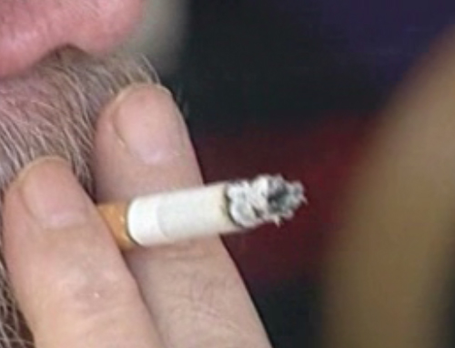 Ενισχύονται οι ελεγκτικοί μηχανισμοί για την εφαρμογή του αντικαπνιστικού νόμου