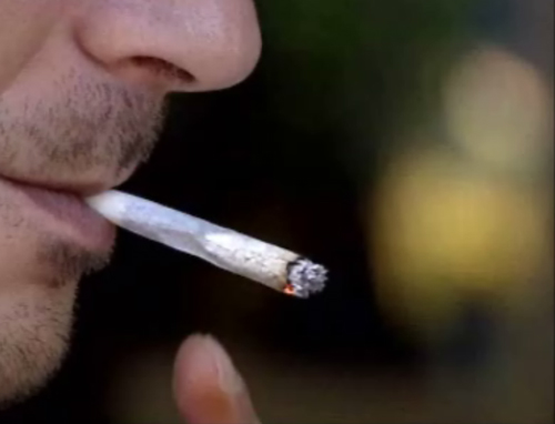 Ο νόμος για το κάπνισμα θα εφαρμοστεί, διαμηνύει στους εστιάτορες το υπουργείο Υγείας