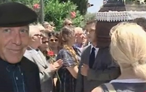 Το «τελευταίο αντίο» για τον Θύμιο Καρακατσάνη